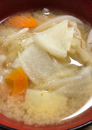 具だくさん野菜味噌汁-レシピのメイン写真