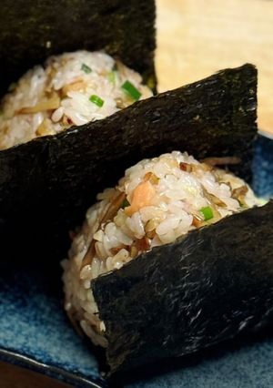 デトックススモークサーモンおにぎり-レシピのメイン写真