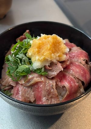 おろしポン酢でさっぱり！ステーキ丼-レシピのメイン写真