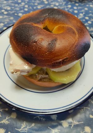 キウイとサラダチキンのべーグルサンド-レシピのメイン写真