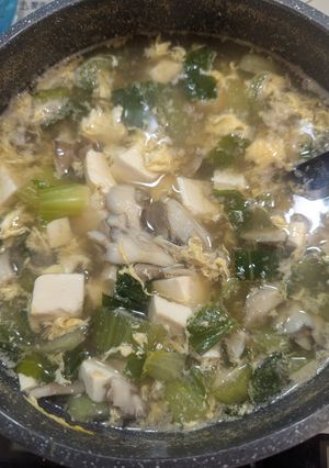 舞茸と豆腐と青梗菜の簡単スープ-レシピのメイン写真