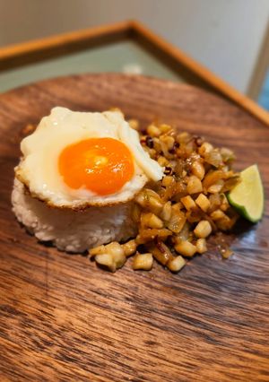 タイ料理好きに捧ぐ＊イカとセロリのガパオライス風-レシピのメイン写真