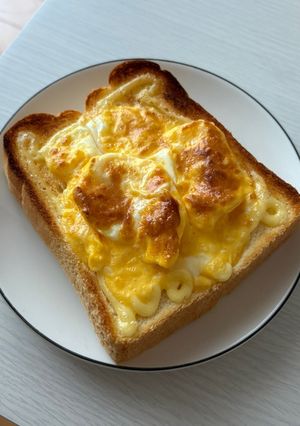 【朝ごはん】とろたまチーズトースト-レシピのメイン写真