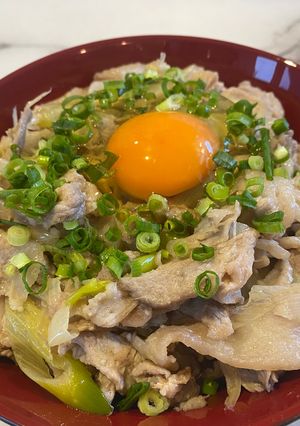 包丁使わず簡単！ヘルシースタミナ豚丼♡-レシピのメイン写真