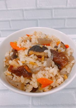 簡単！しいたけスナックin炊き込みご飯-レシピのメイン写真