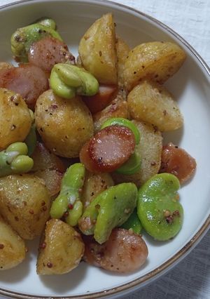 コロコロ新ジャがとそら豆のマスタード炒め-レシピのメイン写真