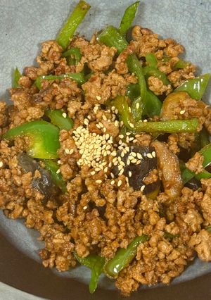 なす・ピーマン・しいたけの赤味噌炒め-レシピのメイン写真