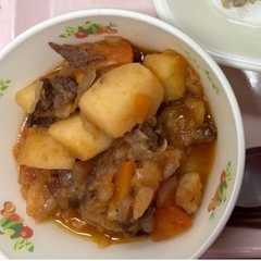 รูปของ ボルシチ　河内長野市学校給食