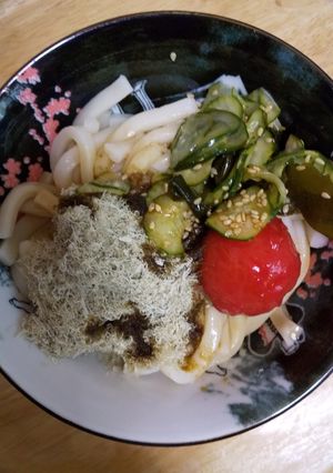火を使わない大満足料理、サラダうどん-レシピのメイン写真