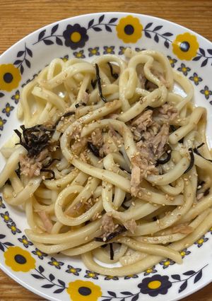 レンジで簡単♪ツナ塩昆布うどん-レシピのメイン写真