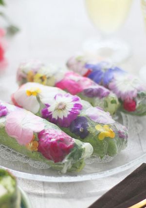 食べられるお花と野菜の生春巻き-レシピのメイン写真