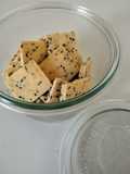 黒ごまときな粉の米粉クッキー