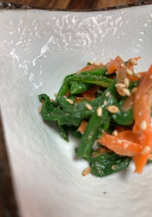 春菊と人参の胡麻和え-レシピのメイン写真
