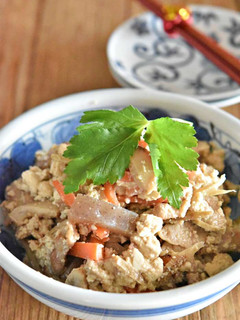家庭料理の定番!やさしい味の炒り豆腐-レシピのメイン写真
