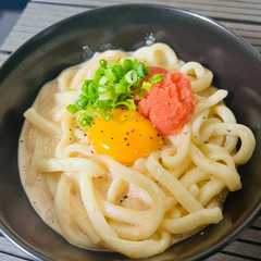 รูปของ 簡単絶品★明太クリーム釜玉うどん