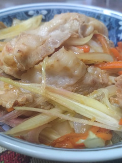 豚と玉ねぎ茗荷炒め丼-レシピのメイン写真