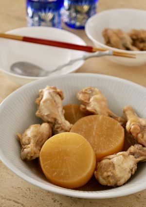 味しみ!冷凍大根と手羽元のうま煮-レシピのメイン写真