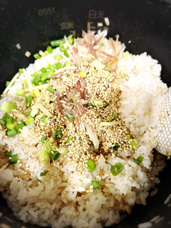生姜と茗荷の炊き込みご飯-レシピのメイン写真
