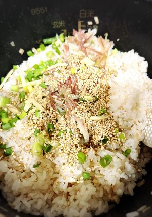 生姜と茗荷の炊き込みご飯-レシピのメイン写真