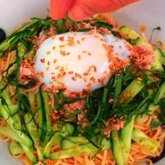 รูปของ 酸っぱ辛い大葉で爽やかプラス大葉とツナのビビン麺