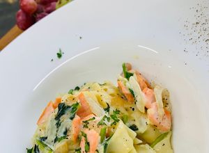 サーモンとほうれん草のフェットチーネ-レシピのメイン写真