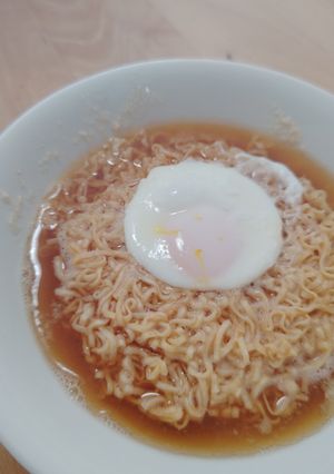 レンジで　半熟たまごのチキンラーメン-レシピのメイン写真
