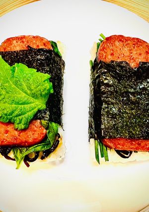 大葉と芽ネギと胡麻昆布のスパムおむすび-レシピのメイン写真