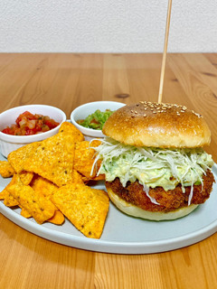 エビカツアボカドタルタルバーガー-レシピのメイン写真