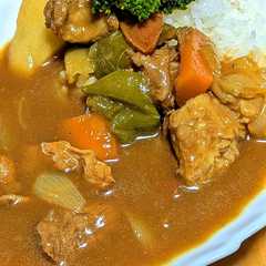 รูปของ 牛すじ合わせ煮込みベジタブルカレー