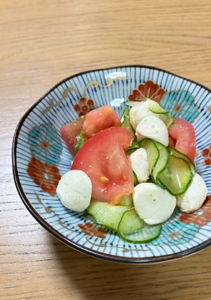 トマトとモッツァレラチーズのマリネ-レシピのメイン写真