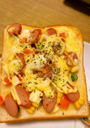 ミックスベジとウィンナーマヨトースト-レシピのメイン写真