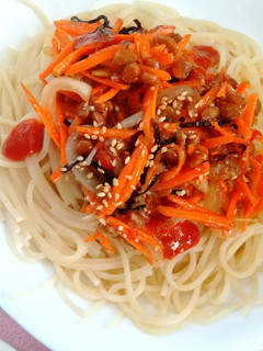 ピリ辛ソースと塩麹納豆和えパスタ-レシピのメイン写真