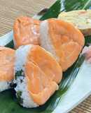 手軽に豪華🍣サーモン寿司おにぎり✨🤗