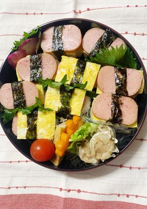 2/23ﾖｯﾁｬﾝ☆スパムおにぎり弁当-レシピのメイン写真
