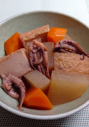簡単美味しい❢ イカゲソの煮物-レシピのメイン写真