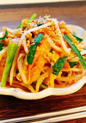 ご飯がすすむ♪豚もやしキムチのふんわり卵-レシピのメイン写真