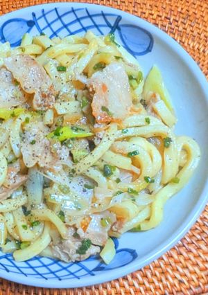 豚バラ肉とWネギの塩焼きうどん-レシピのメイン写真
