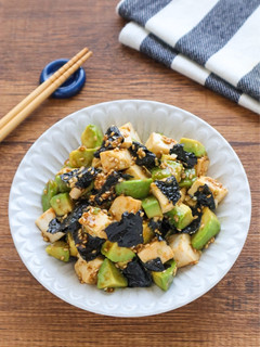 やみつき♡アボカドと豆腐の梅海苔和え-レシピのメイン写真