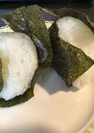 黄金比の塩むすび-レシピのメイン写真