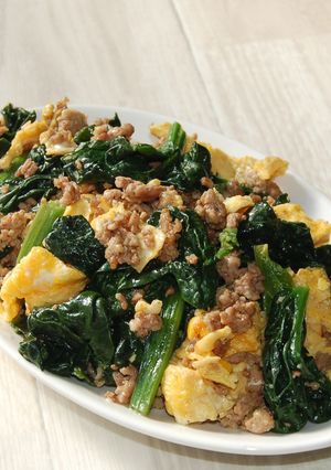 冬の味わい！ちぢみほうれん草と卵炒め-レシピのメイン写真