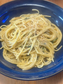春菊と塩昆布のワンパンパスタ-レシピのメイン写真