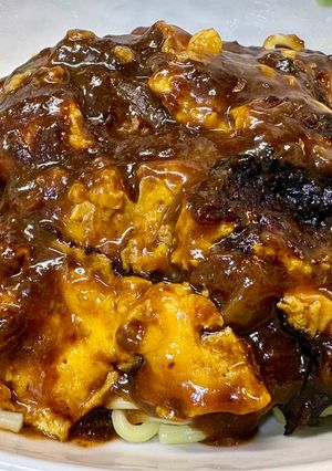 焼きそばとハンバーグのカレー丼-レシピのメイン写真