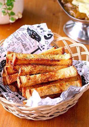 カレーのお供にザクザクバタースティック-レシピのメイン写真