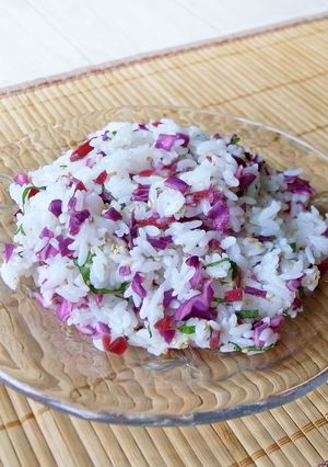 紫キャベツで彩り酢飯（梅×大葉）-レシピのメイン写真