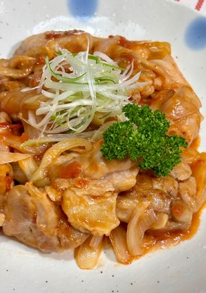 鶏もも肉と新玉ねぎのトマト甘酢あん♪-レシピのメイン写真