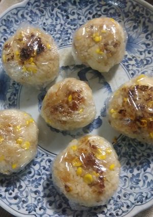 和風にも！トウモロコシ御飯の焼きおにぎり-レシピのメイン写真