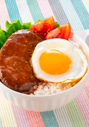 チキンハンバーグでロコモコ丼-レシピのメイン写真