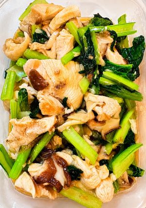 ターサイと椎茸と鶏むね肉の香ばし醤油炒め-レシピのメイン写真
