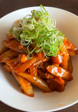鶏とゴボウのヤンニョムソース煮込み♬-レシピのメイン写真