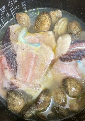 炊飯器で楽スープパスタ!鯛のアラとアサリ-レシピのメイン写真